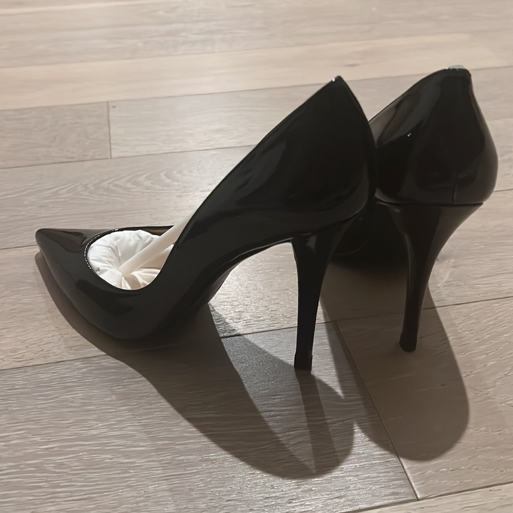 Stuart Weitzman Heels - Picture 4 of 5